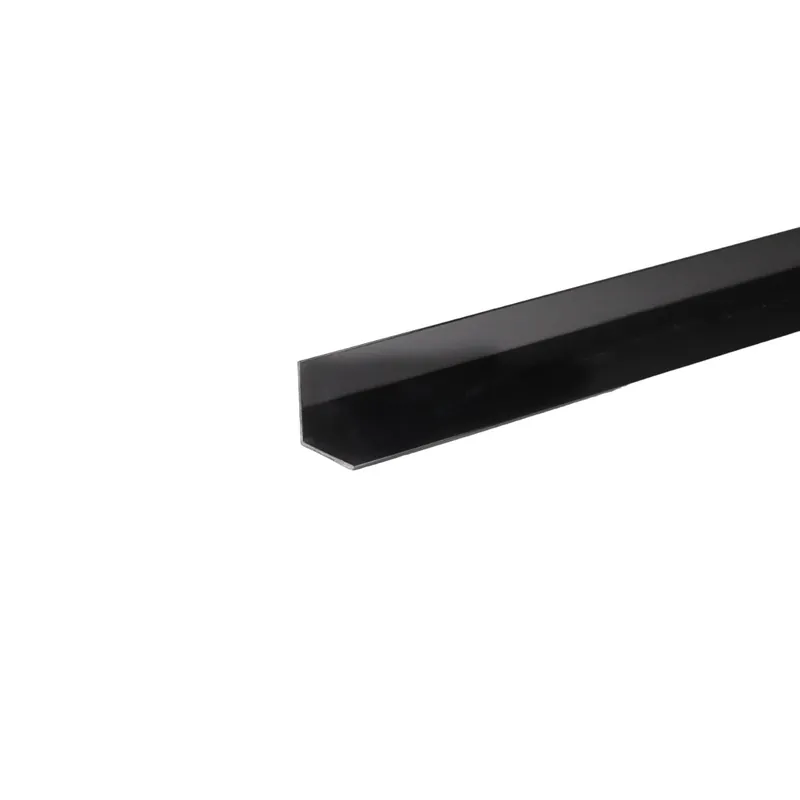 Profilo angolare 1 m 15x15 mm in pvc nero opaco Favoriet