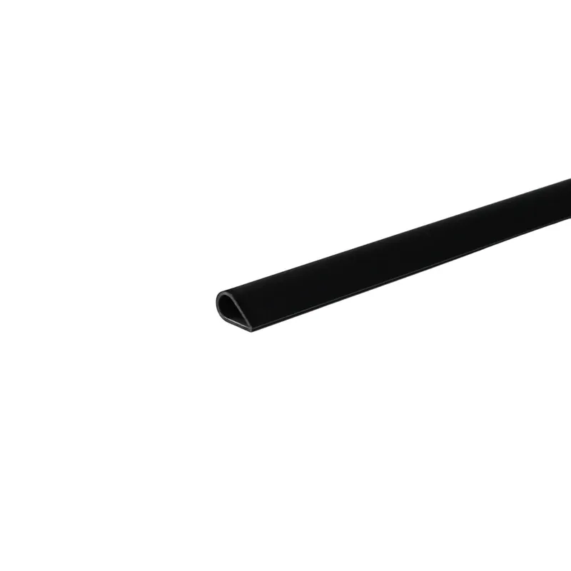 Must-Have Profilo dorsetto 1 m x Ø 5 mm in pvc nero opaco