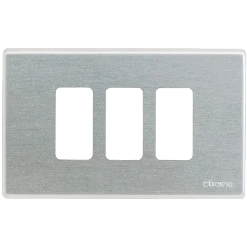 BTicino Magic placca 3 posti Nieuw