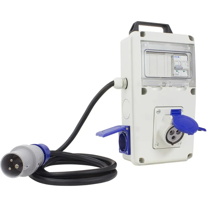 Op = Op Quadro elettrico 230 V~ con 2 prese civili 1 industriale 2 m IP44