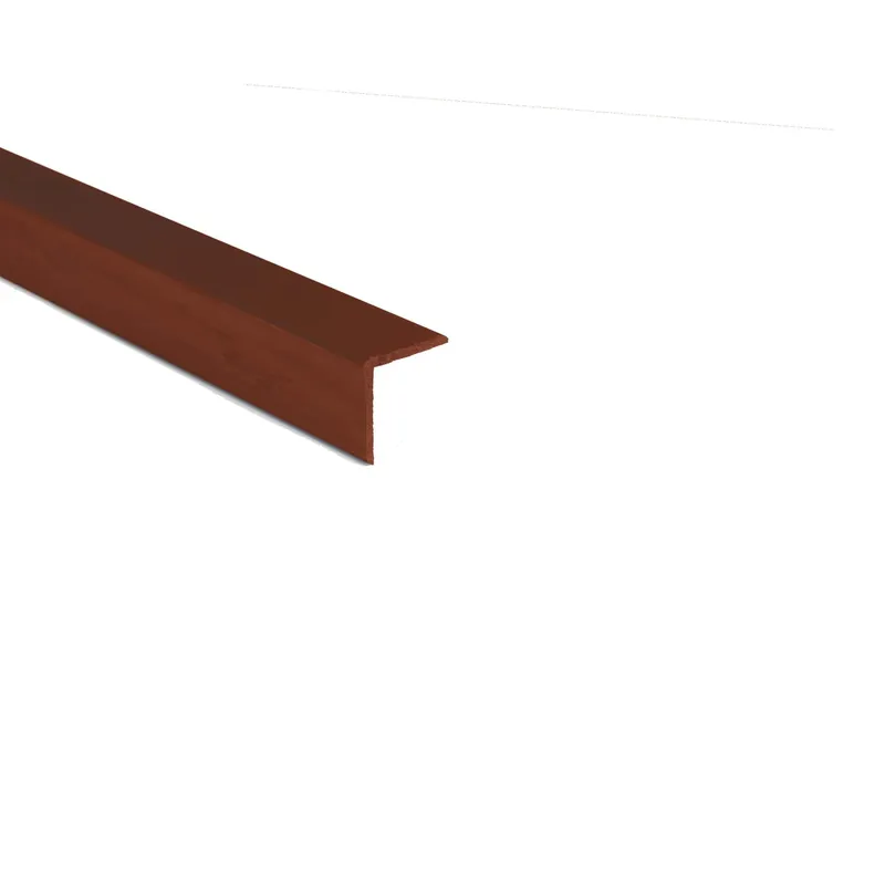Paraspigolo in PVC noce mogano H 2,4 cm Merkproduct