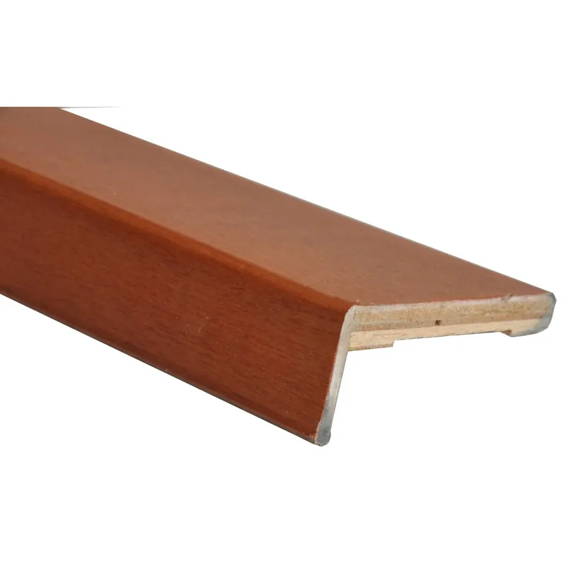 Coprifilo liscio impiallacciato ciliegio altezza 7 cm con aletta Flitsaanbieding