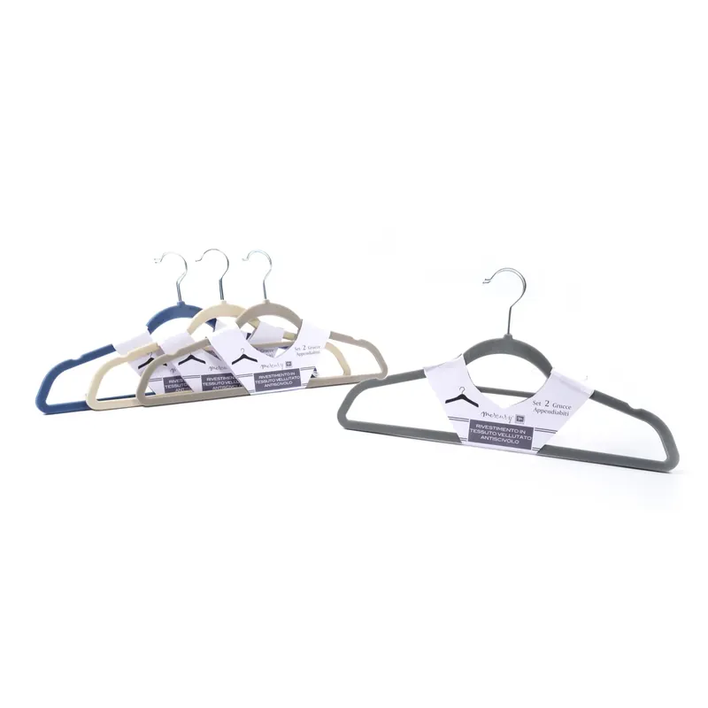Set 2 grucce appendiabiti in plastica vellutata colori assortiti 45x23 cm Aanbieding